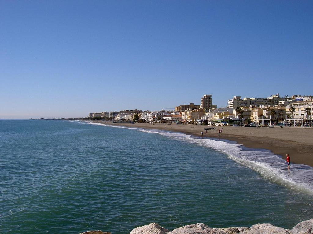 Luxury Carihuela Beach Torremolinos Bagian luar foto