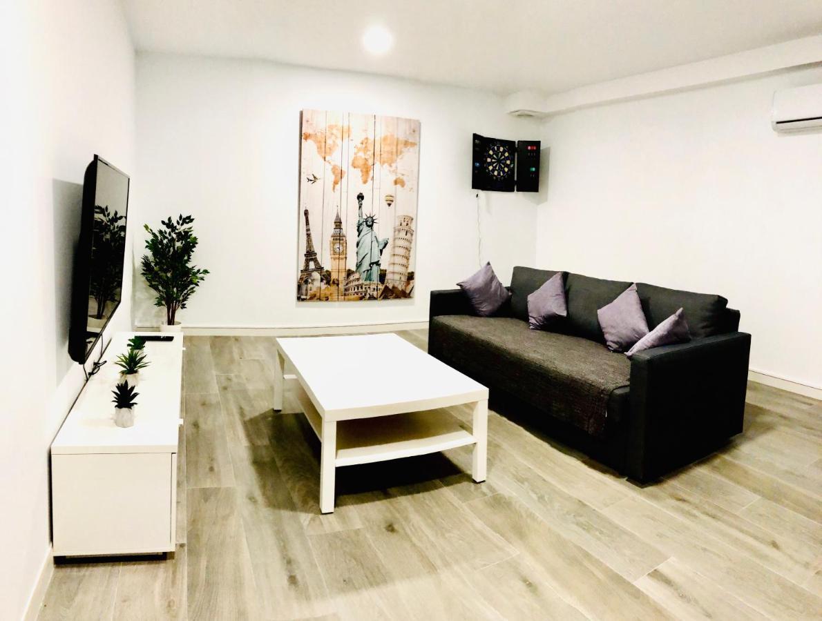 Luxury Carihuela Beach Torremolinos Bagian luar foto