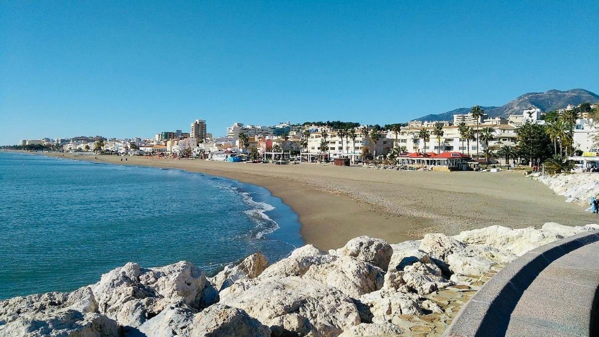 Luxury Carihuela Beach Torremolinos Bagian luar foto